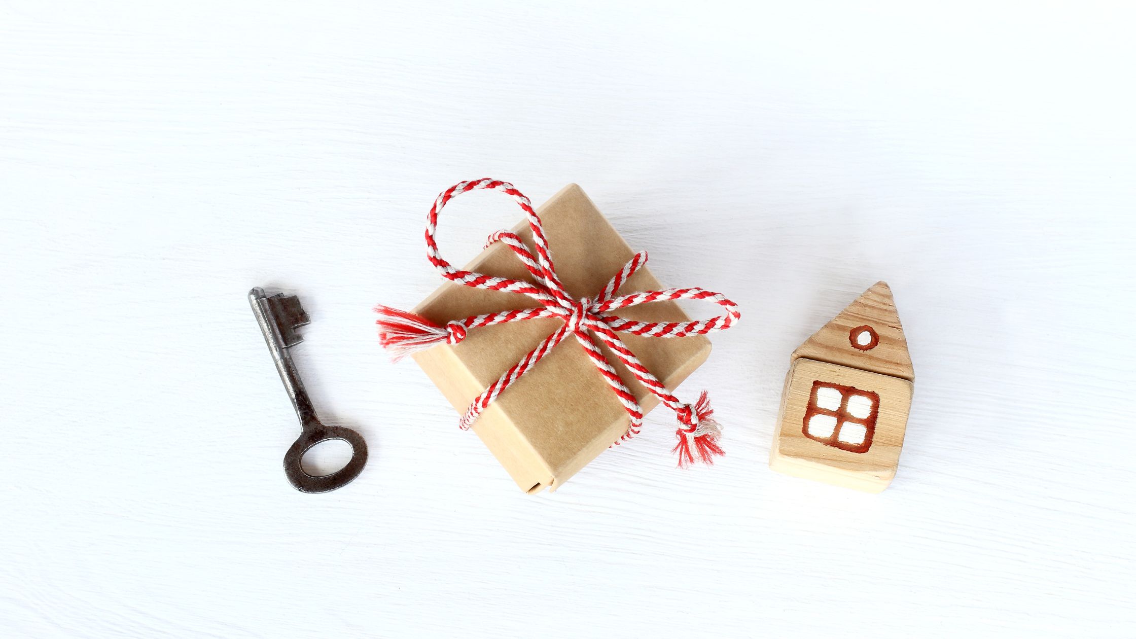 Benefits of buying a home during the holiday season