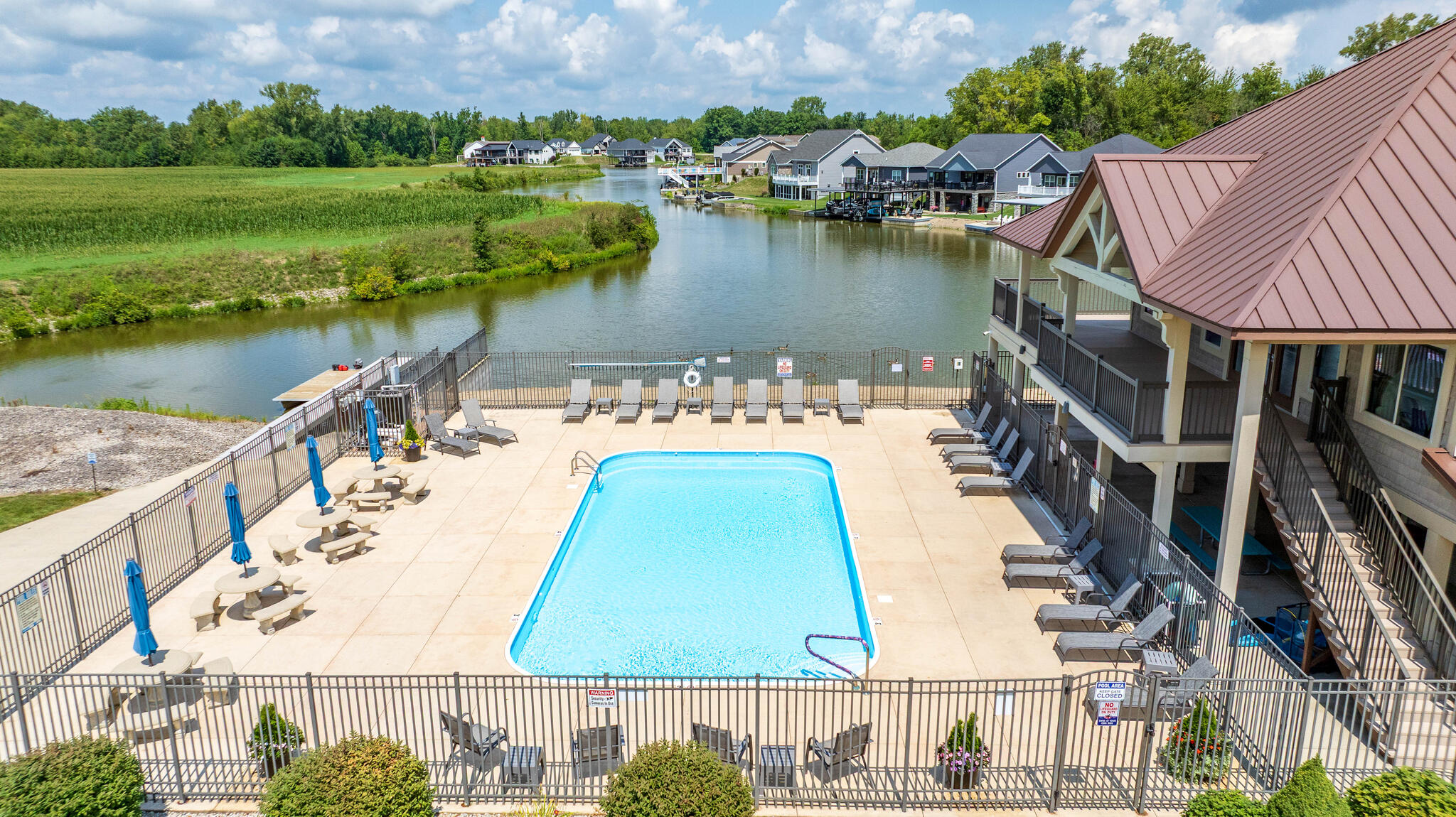 9820 Heron Way, Belle Center, Ohio 43310