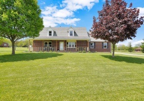 9900 Bellefontaine Road, New Carlisle, Ohio 45344, 3 Bedrooms Bedrooms, ,2 BathroomsBathrooms,Residential,For Sale,Bellefontaine,1010222