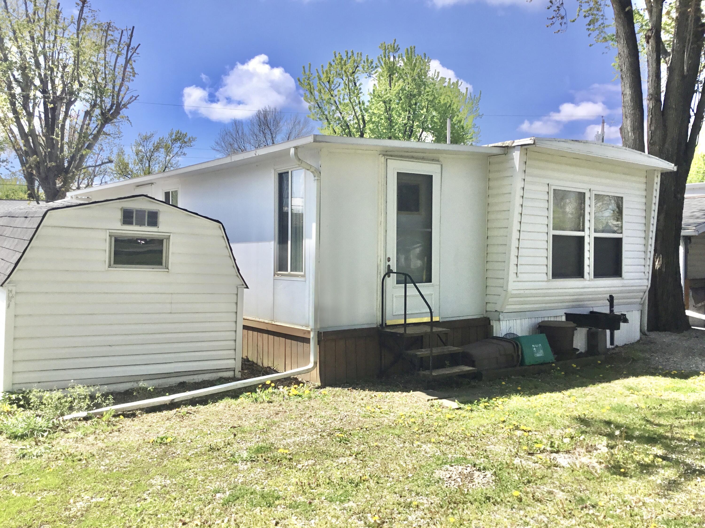 29 Zebs Court, Celina, Ohio 45822