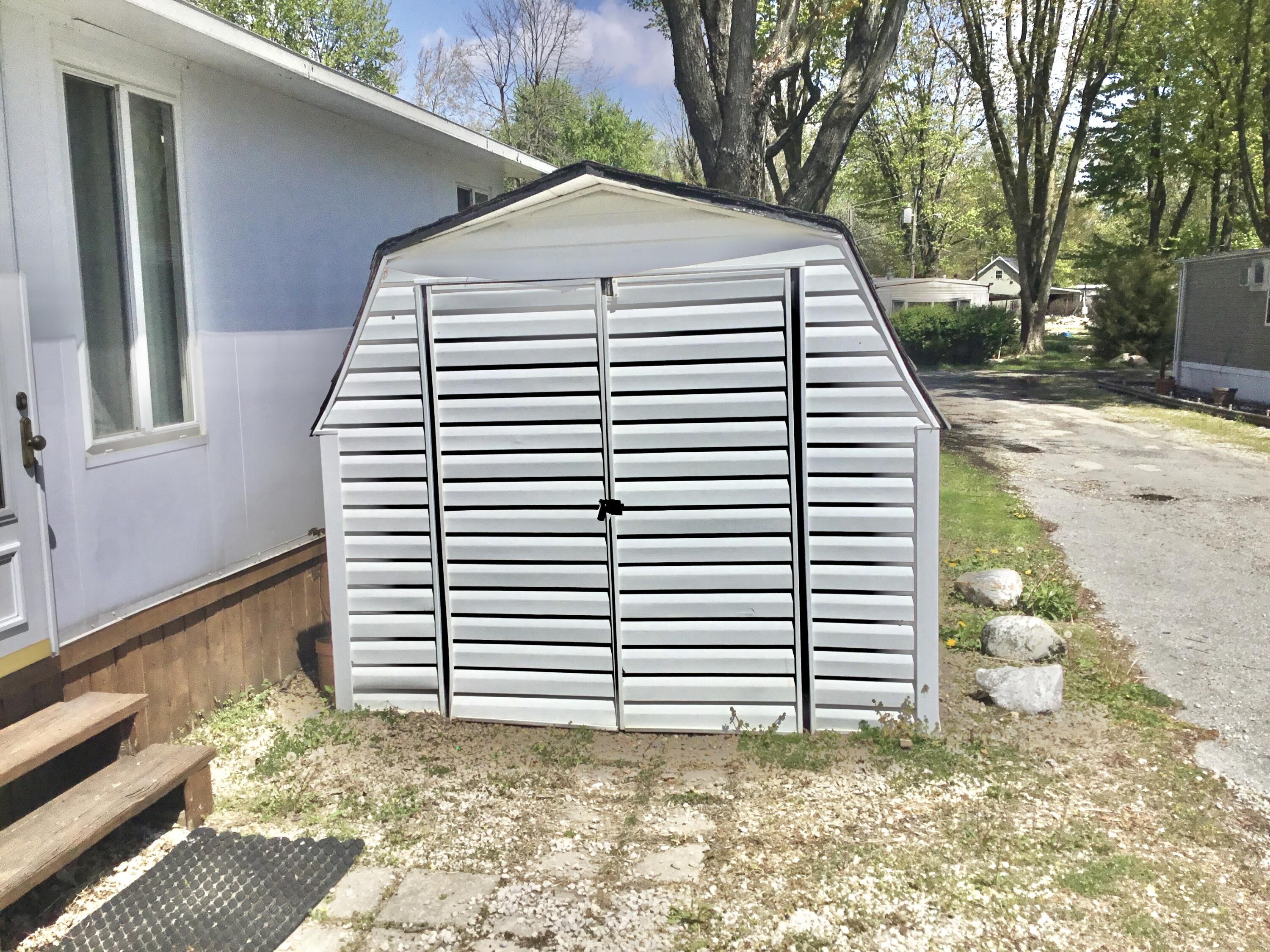 29 Zebs Court, Celina, Ohio 45822