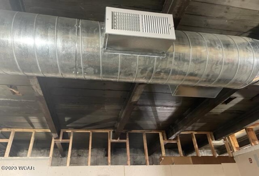 1ST FLOOR DUCTS