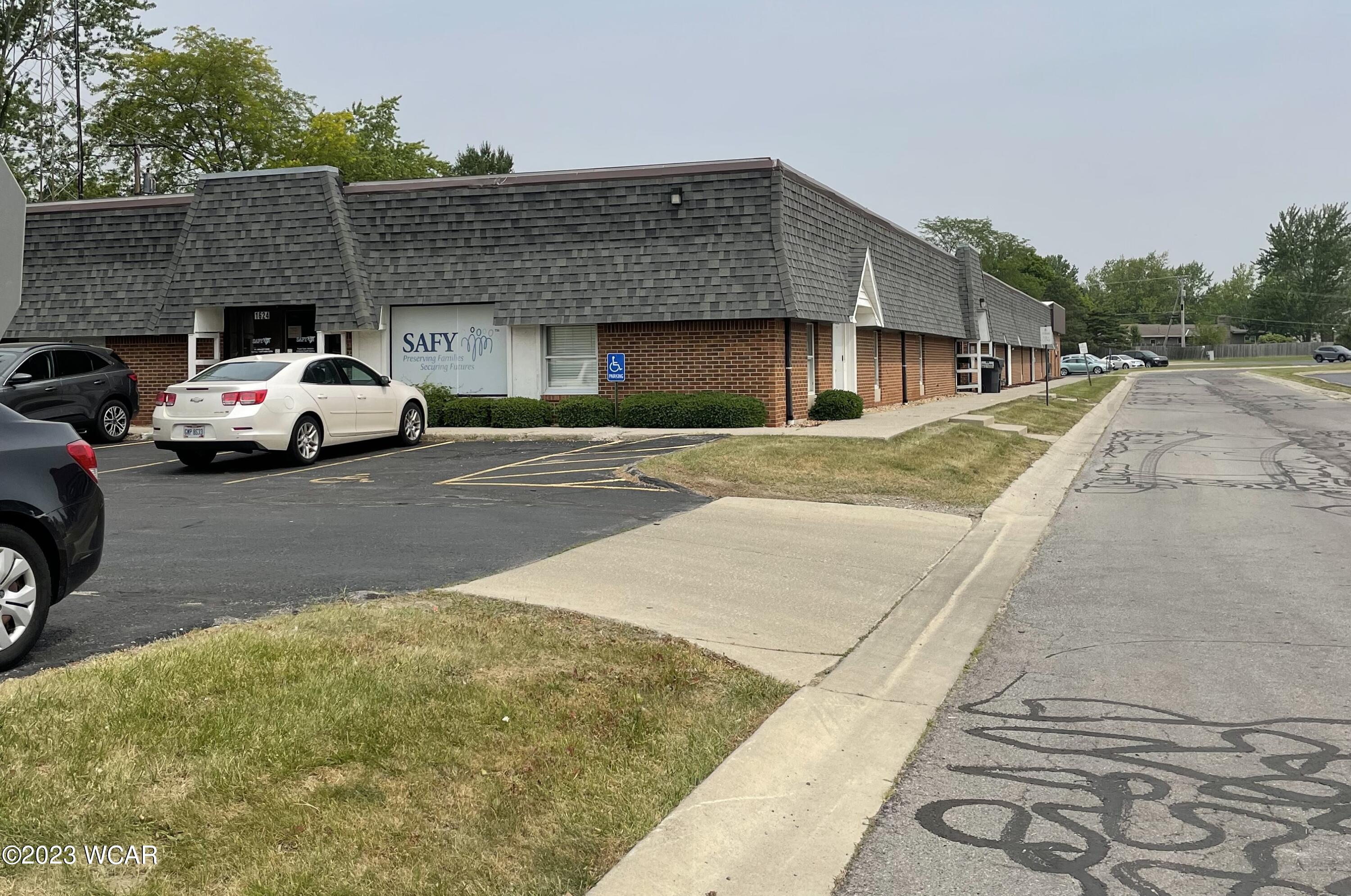 1624 Tiffin Avenue, Findlay, Ohio