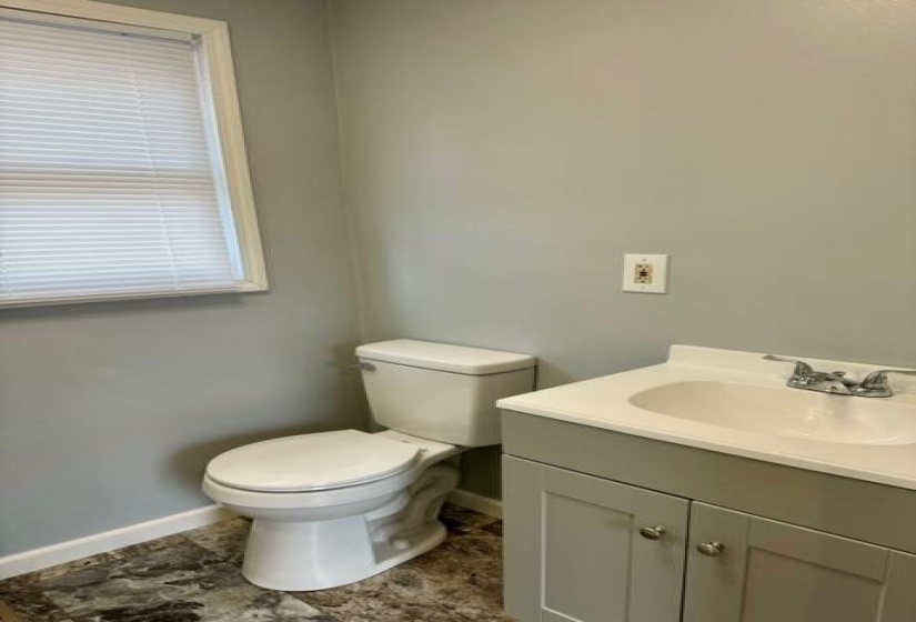 Primary Bedroom -Full Bathroom