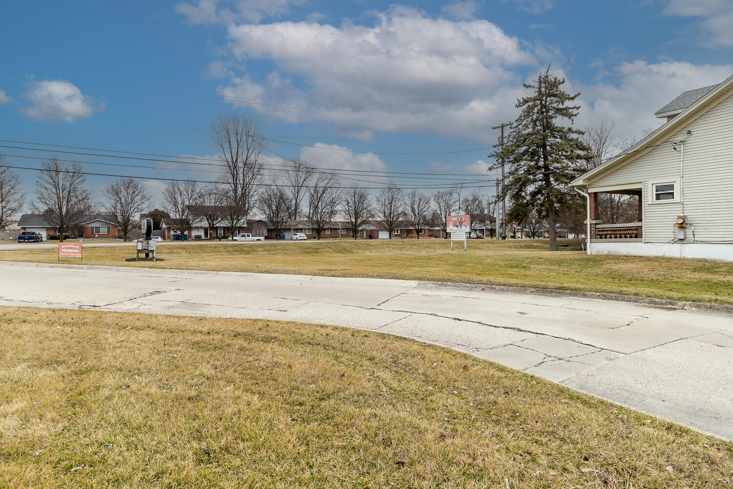 7283 Old Troy Pike, Dayton, Ohio 45424