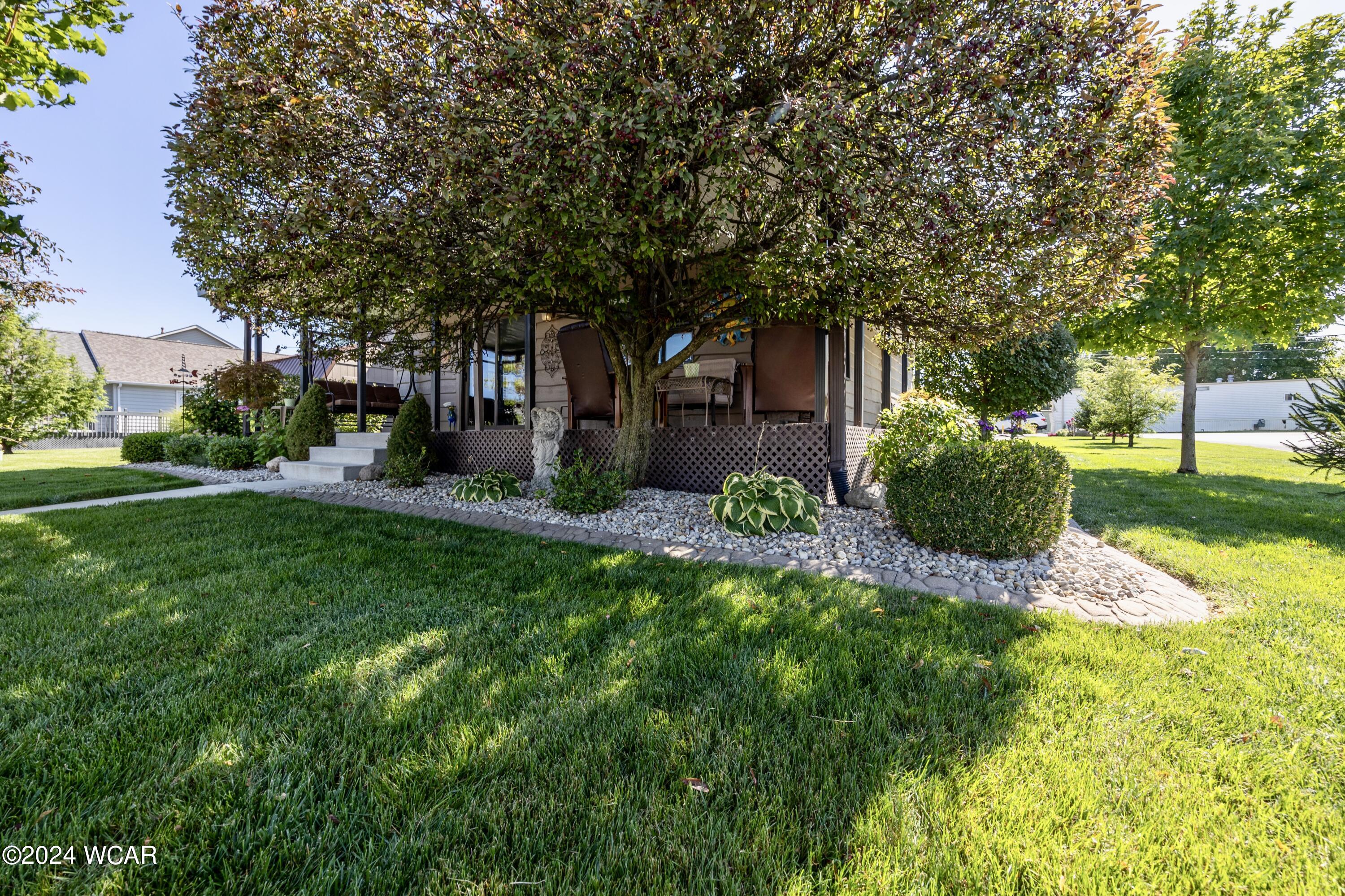 11262 Northlake Drive, Lakeview, Ohio