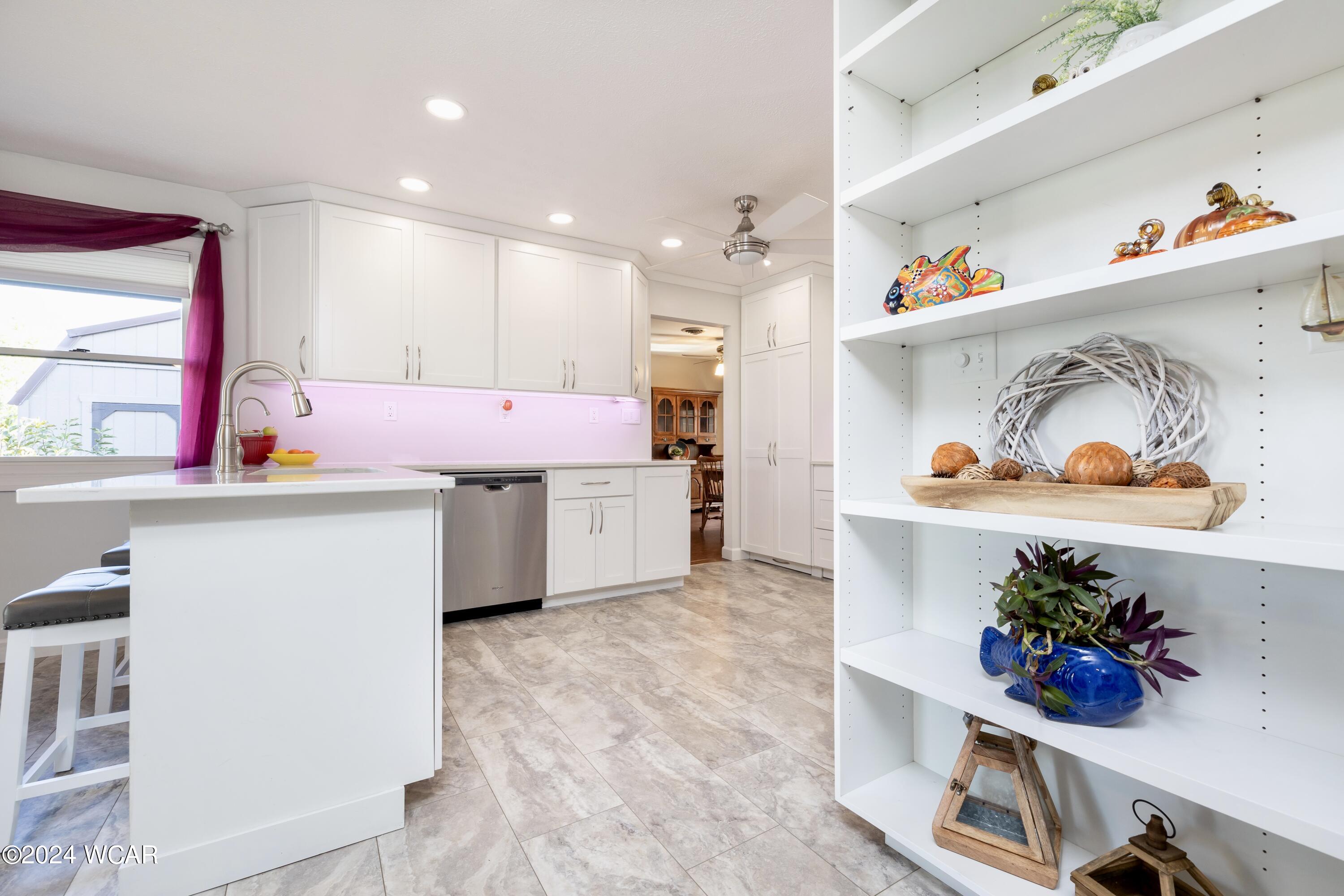 11262 Northlake Drive, Lakeview, Ohio