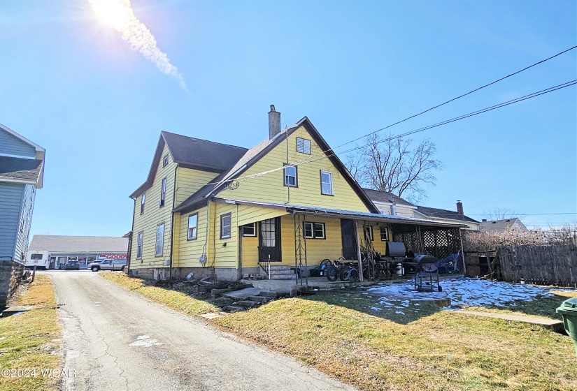 414 Court Street, Sidney, Ohio, 5 Bedrooms Bedrooms, ,3 BathroomsBathrooms,Residential Income,For Sale,Court,303506