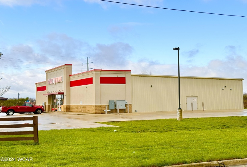 2101 Central Point Parkway, Lima, Ohio, ,Commercial Sale,For Sale,Central Point,303607