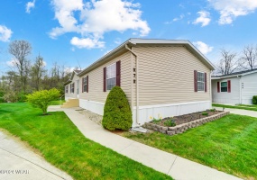 579 Waterview Circle, Lima, Ohio, 4 Bedrooms Bedrooms, ,2 BathroomsBathrooms,Residential,For Sale,Waterview,303739