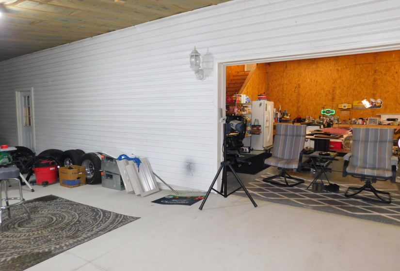 Residence Garage