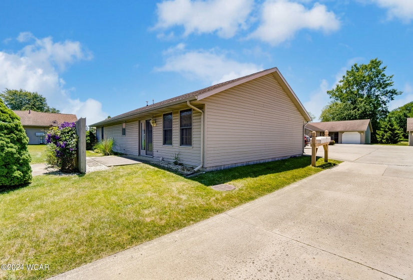 470 Mumaugh Road, Lima, Ohio, 2 Bedrooms Bedrooms, ,2 BathroomsBathrooms,Residential,For Sale,Mumaugh,304267