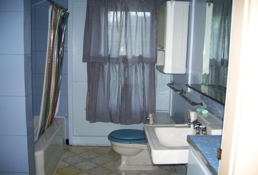 Bathroom_V1 2nd Floor