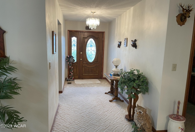 Entry Foyer features leaded glass in the Door