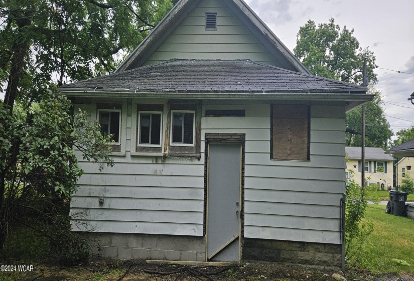 1424 Union Street, Lima, Ohio, 2 Bedrooms Bedrooms, ,1 BathroomBathrooms,Residential,For Sale,Union,304377