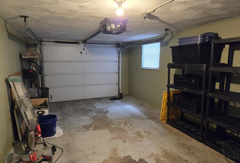 Finished Garage (3)