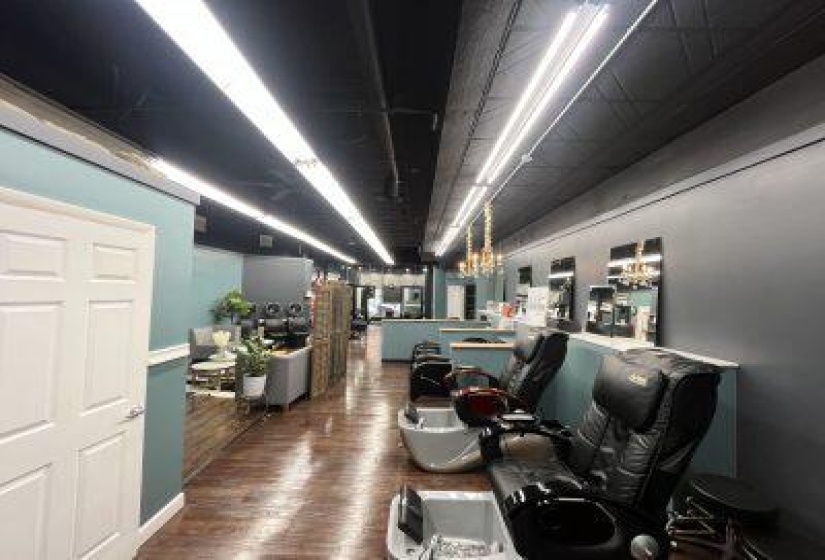 salon4-400x300