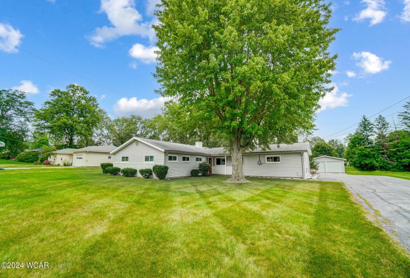 2185 Grimmwood Drive, Lima, Ohio, 3 Bedrooms Bedrooms, ,2 BathroomsBathrooms,Residential,For Sale,Grimmwood,304497