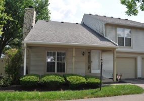 2053 Foxknoll Drive, Dayton, Ohio 45458, 2 Bedrooms Bedrooms, ,1 BathroomBathrooms,Residential,For Sale,Foxknoll,1033130