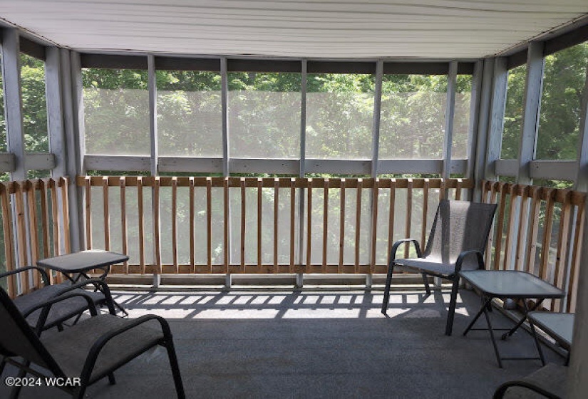 Screened, Elevated Porch 1535 Lakewood