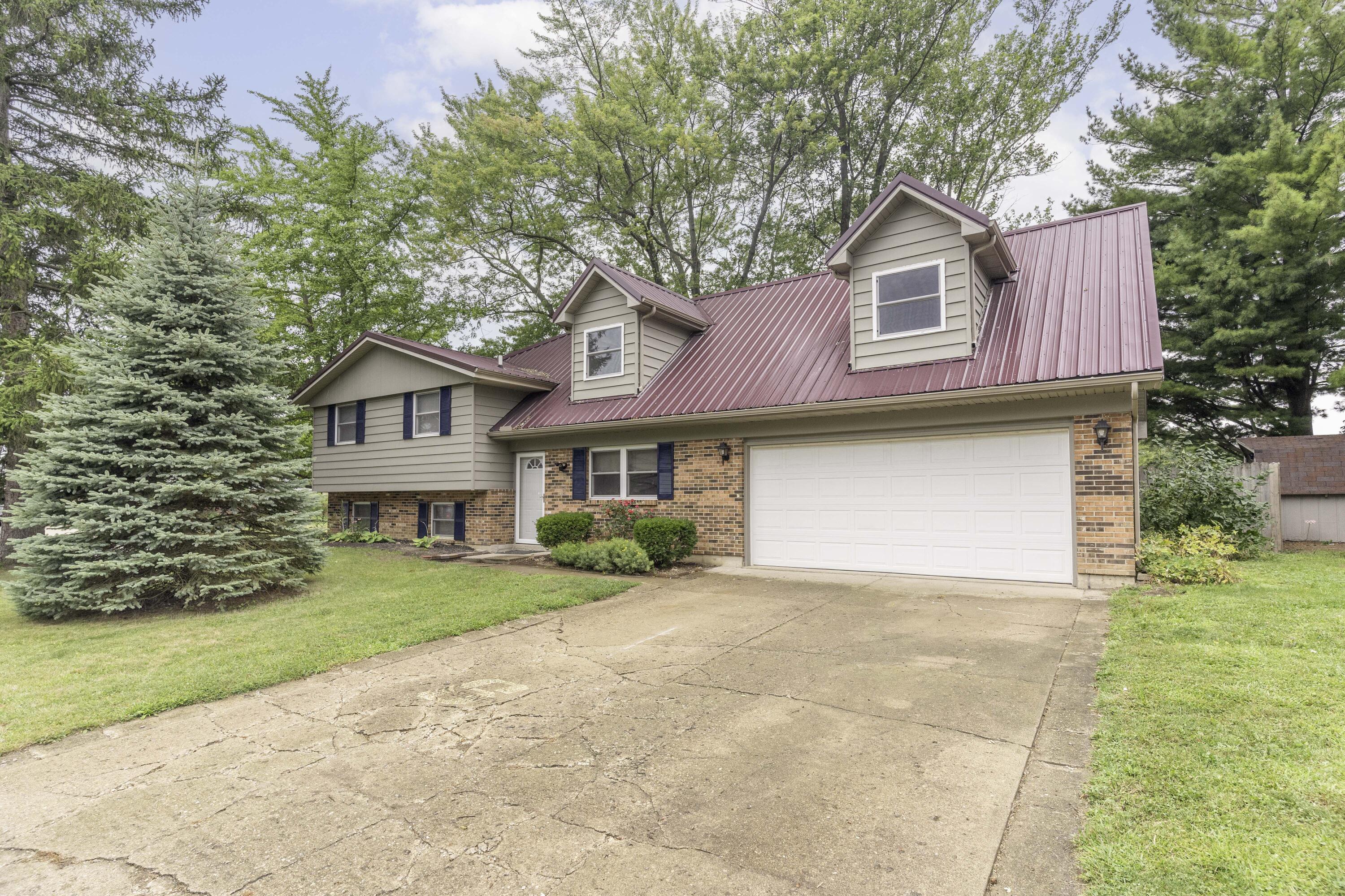2303 Armstrong Drive, Sidney, Ohio 45365