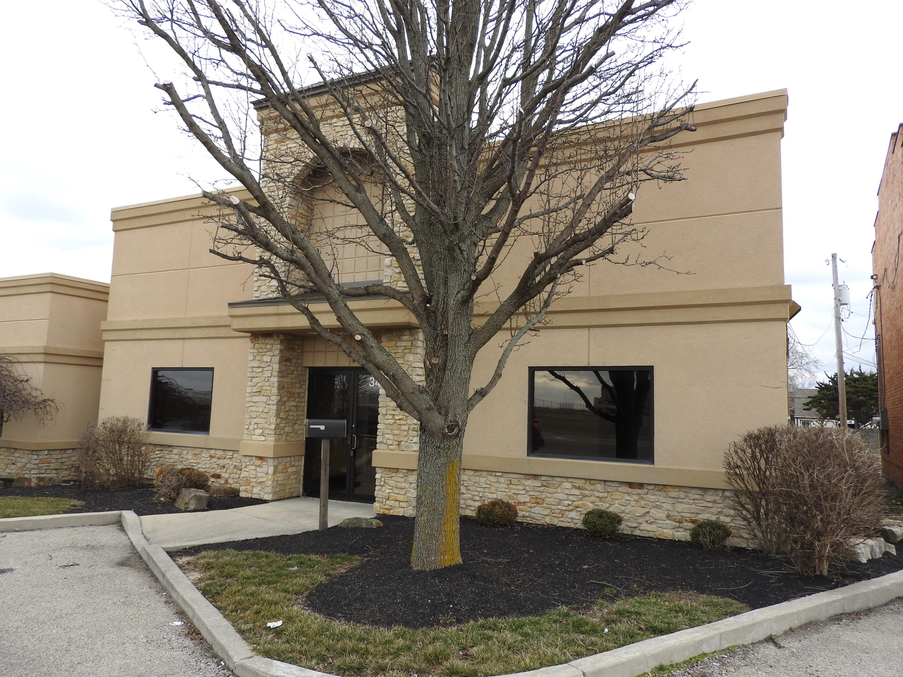 346 Dixie Drive, Vandalia, Ohio 45377