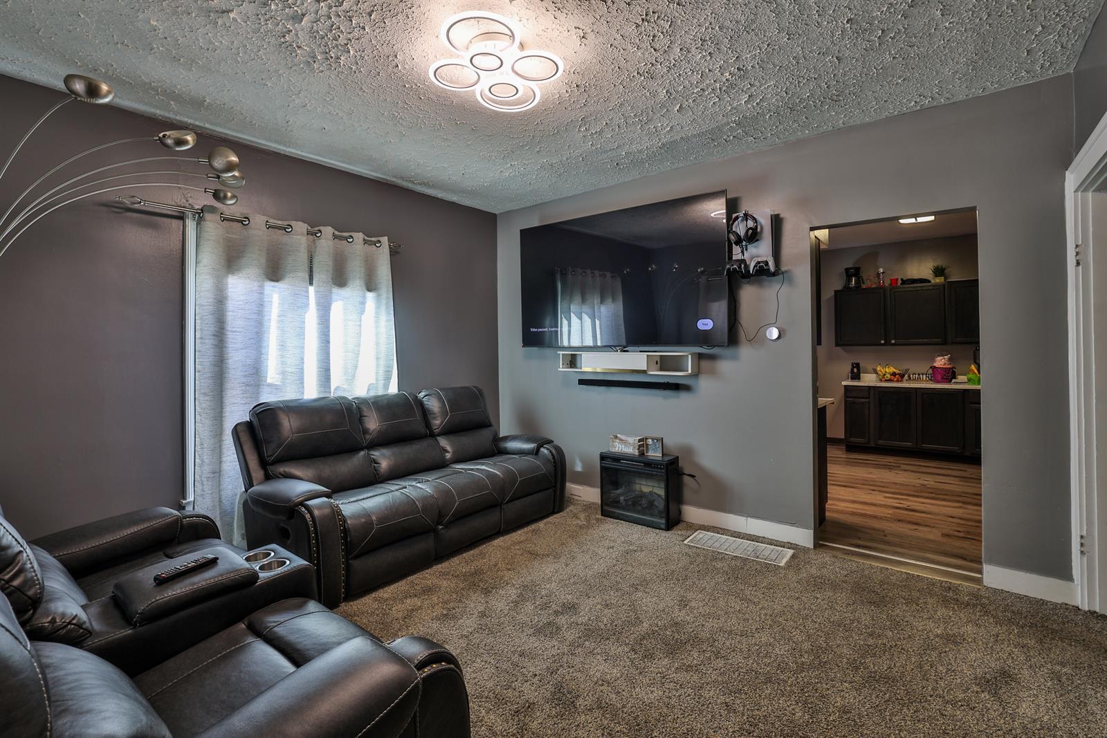 921 Oak Street, Springfield, Ohio 45505