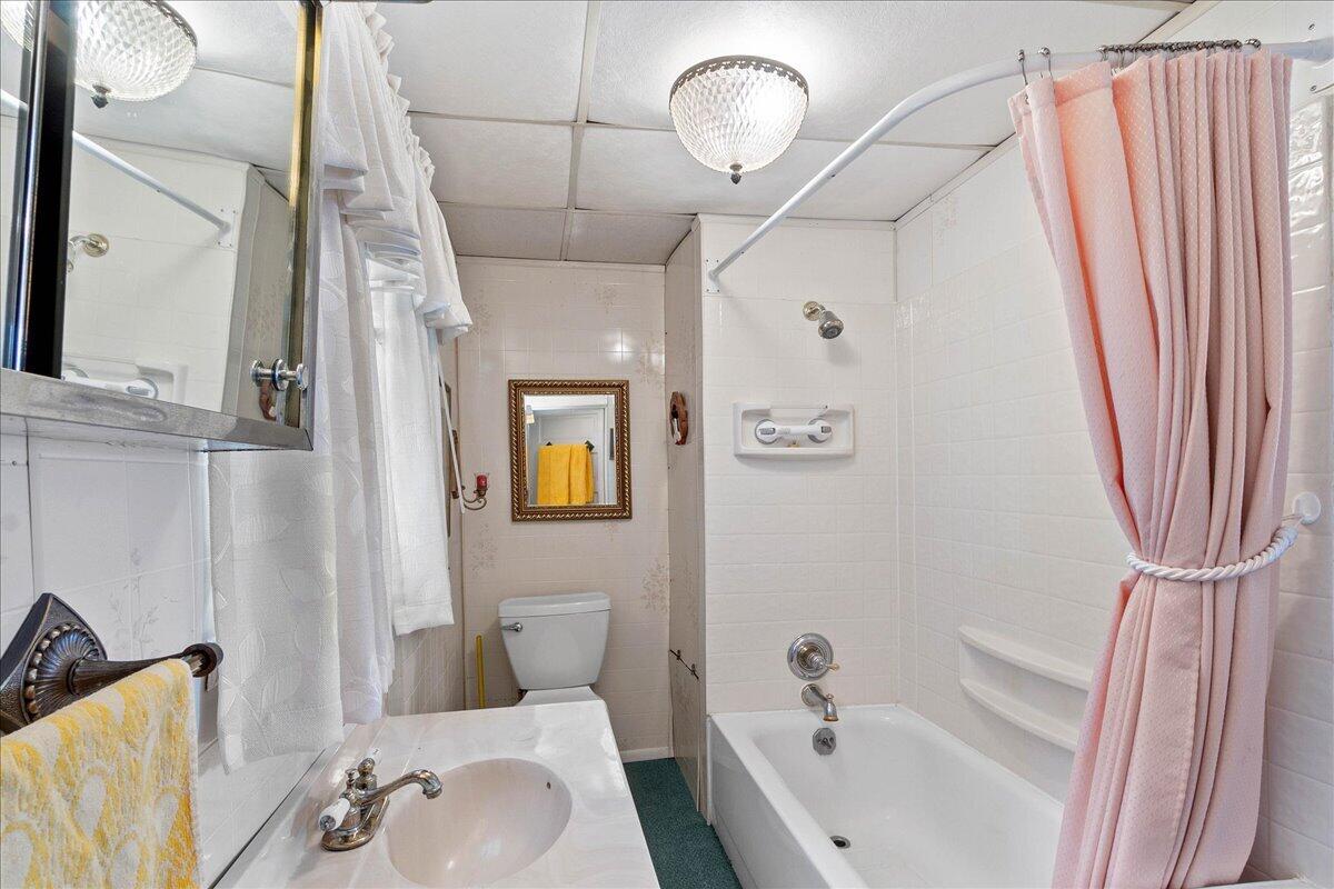 9406B Willow Isle Road, Russells Point, Ohio 43348