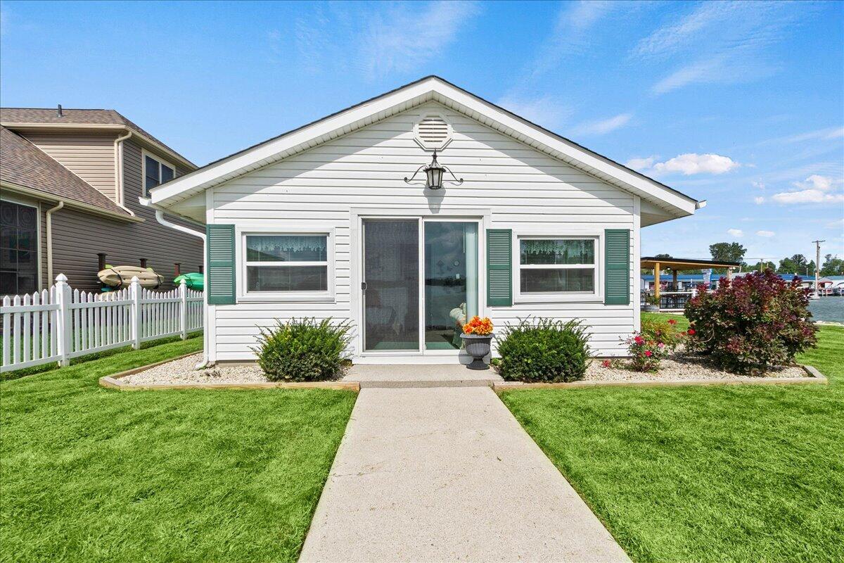 9406B Willow Isle Road, Russells Point, Ohio 43348