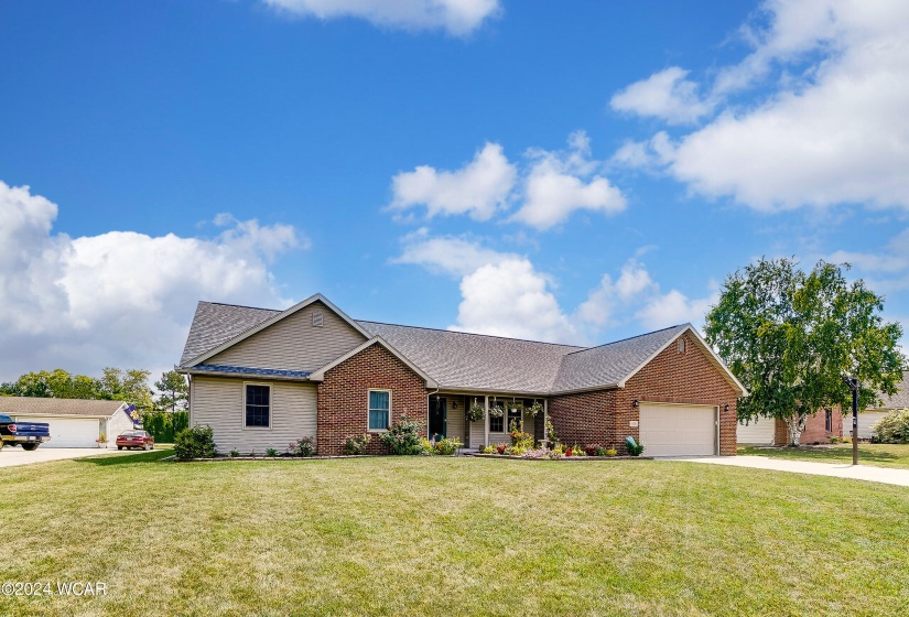 678 Gardenview Circle, Lima, Ohio, 3 Bedrooms Bedrooms, ,2 BathroomsBathrooms,Residential,For Sale,Gardenview,304971