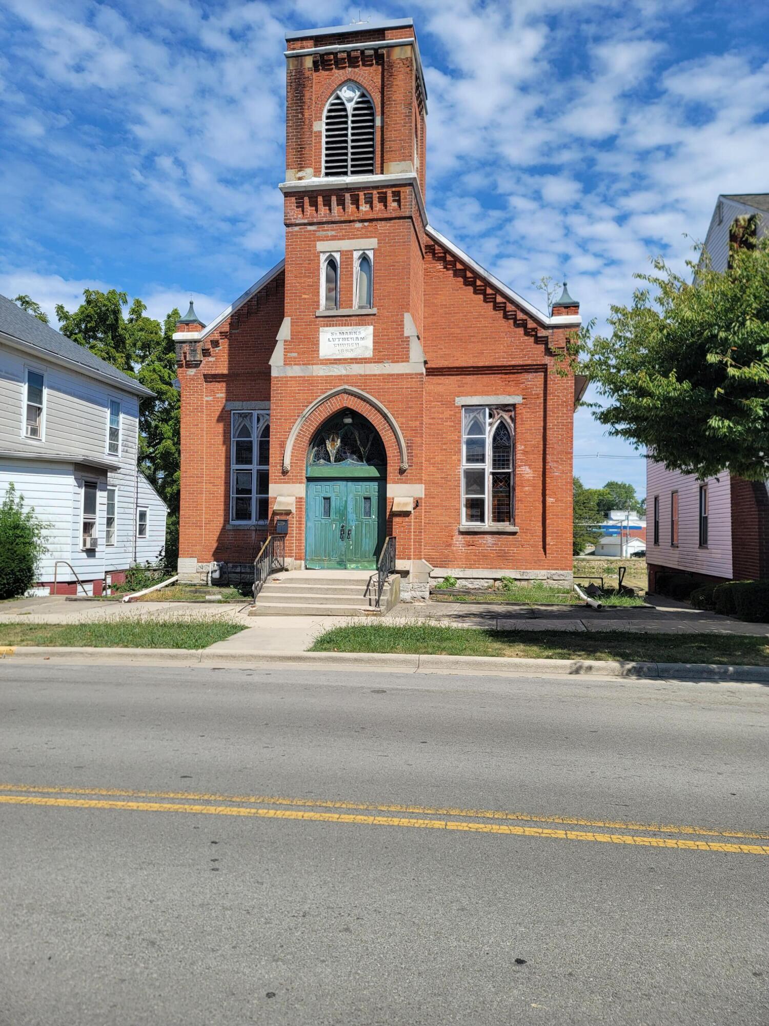 210 Auglaize Street, Wapakoneta, Ohio 45895