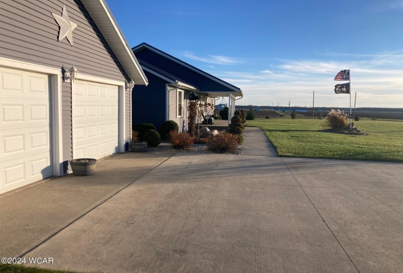 View of front porch from the north