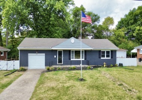 2555 Home Orchard Drive, Springfield, Ohio 45503, 3 Bedrooms Bedrooms, ,1 BathroomBathrooms,Residential,For Sale,Home Orchard,1034408