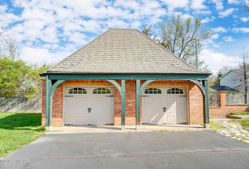 1421 Shawnee Road, Lima, Ohio, 4 Bedrooms Bedrooms, ,3 BathroomsBathrooms,Residential,For Sale,Shawnee,300881