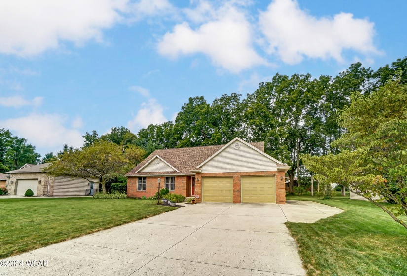 2206 Seneca Drive, Lima, Ohio, 4 Bedrooms Bedrooms, ,3 BathroomsBathrooms,Residential,For Sale,Seneca,302703