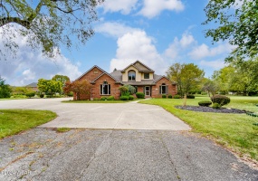 1106 Linden Drive, Van Wert, Ohio, 4 Bedrooms Bedrooms, ,3 BathroomsBathrooms,A,For Sale,Linden,305258