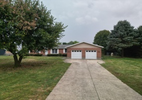 7915 Plattsburg Road, South Charleston, Ohio 45368, 4 Bedrooms Bedrooms, ,2 BathroomsBathrooms,Residential,For Sale,Plattsburg,1034701