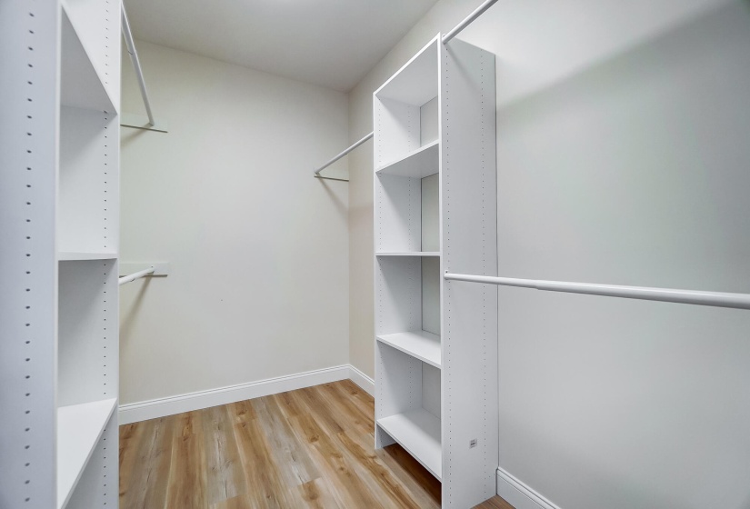 Walk-in Closet