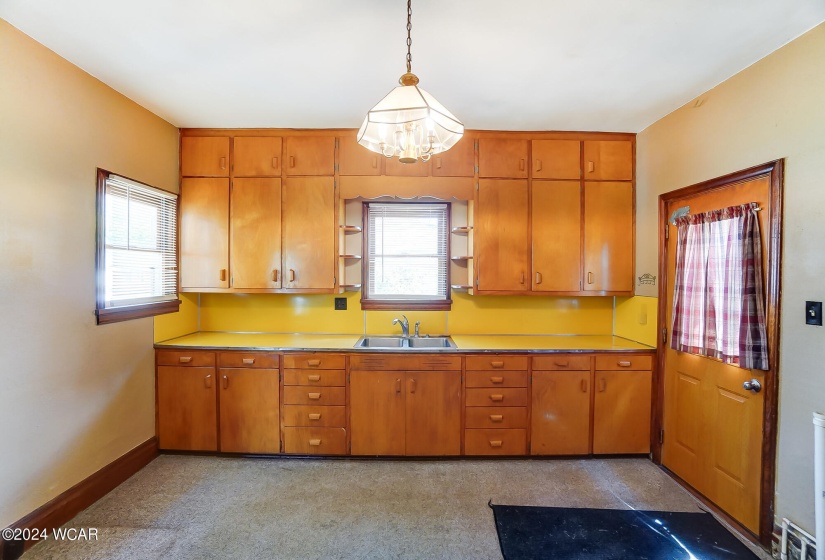 401 Main Street, Oakwood, Ohio, 3 Bedrooms Bedrooms, ,1 BathroomBathrooms,Residential,For Sale,Main,304622