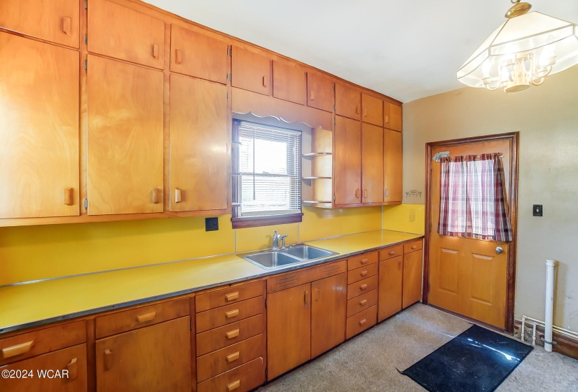 401 Main Street, Oakwood, Ohio, 3 Bedrooms Bedrooms, ,1 BathroomBathrooms,Residential,For Sale,Main,304622
