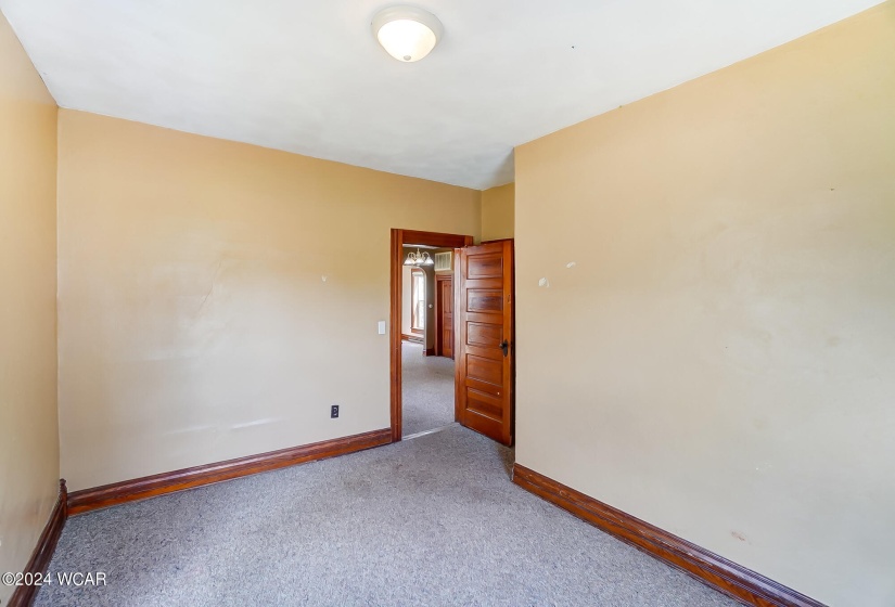 401 Main Street, Oakwood, Ohio, 3 Bedrooms Bedrooms, ,1 BathroomBathrooms,Residential,For Sale,Main,304622