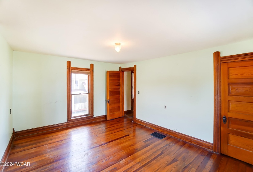 401 Main Street, Oakwood, Ohio, 3 Bedrooms Bedrooms, ,1 BathroomBathrooms,Residential,For Sale,Main,304622