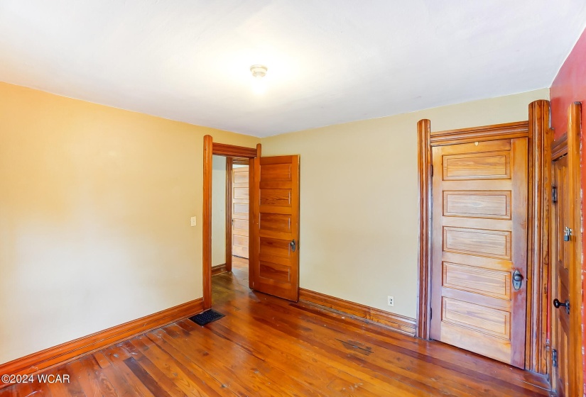 401 Main Street, Oakwood, Ohio, 3 Bedrooms Bedrooms, ,1 BathroomBathrooms,Residential,For Sale,Main,304622