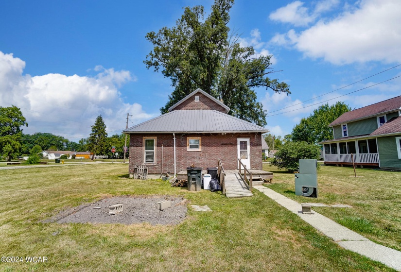 401 Main Street, Oakwood, Ohio, 3 Bedrooms Bedrooms, ,1 BathroomBathrooms,Residential,For Sale,Main,304622