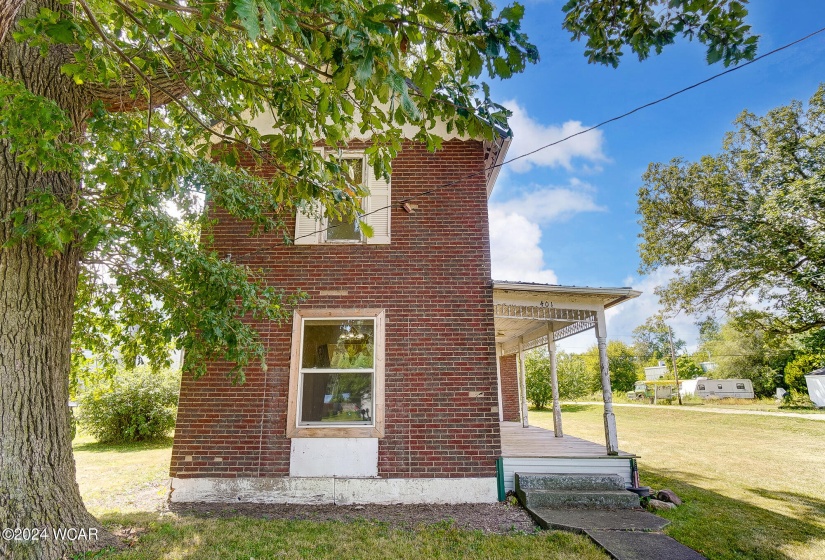 401 Main Street, Oakwood, Ohio, 3 Bedrooms Bedrooms, ,1 BathroomBathrooms,Residential,For Sale,Main,304622