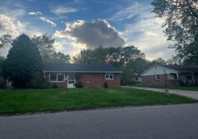 208 Boitnott Drive, Englewood, Ohio 45322, 3 Bedrooms Bedrooms, ,1 BathroomBathrooms,Residential,For Sale,Boitnott,1035032