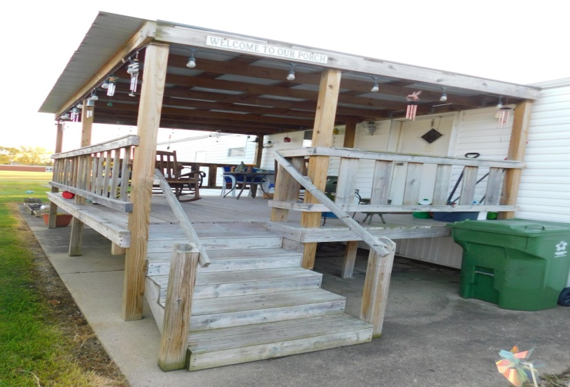 Covered Deck/Porch