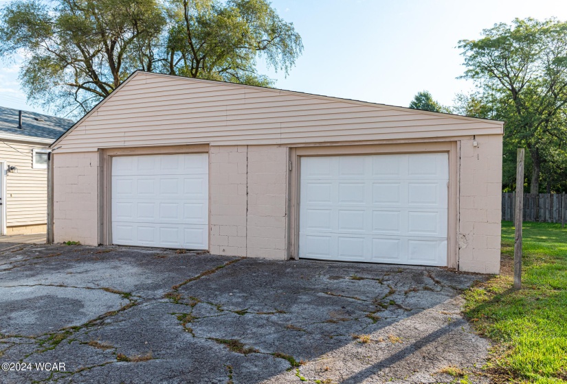 627 Hobart Avenue, Findlay, Ohio, 3 Bedrooms Bedrooms, ,1 BathroomBathrooms,Residential,For Sale,Hobart,305494