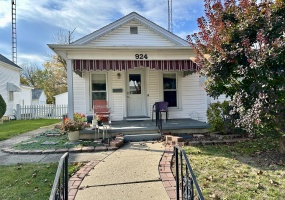 924 Garfield Avenue, Troy, Ohio 45373, 2 Bedrooms Bedrooms, ,1 BathroomBathrooms,Residential,For Sale,Garfield,1035262