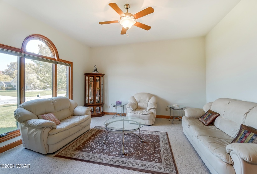 3006 Lakeshore Dr Drive, Lima, Ohio, 5 Bedrooms Bedrooms, ,4 BathroomsBathrooms,Residential,For Sale,Lakeshore Dr,305537